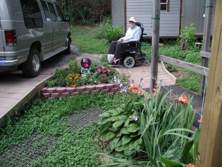 163-Spring and Summer 2005 Gawdy Garden, road 045.jpg.medium.jpeg